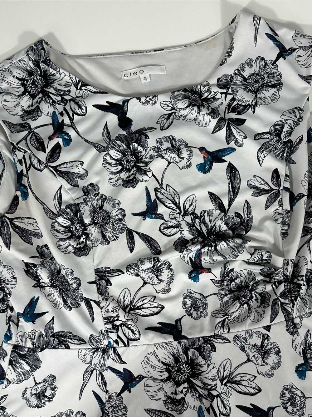 Cleo Floral Dress - Picture 4 of 6